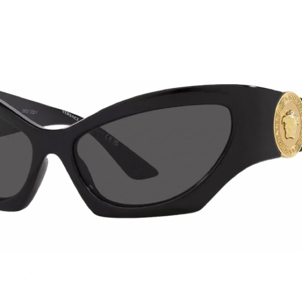 Versace Medusa RUNWAY Women's Black Cat-Eye Sunglasses New